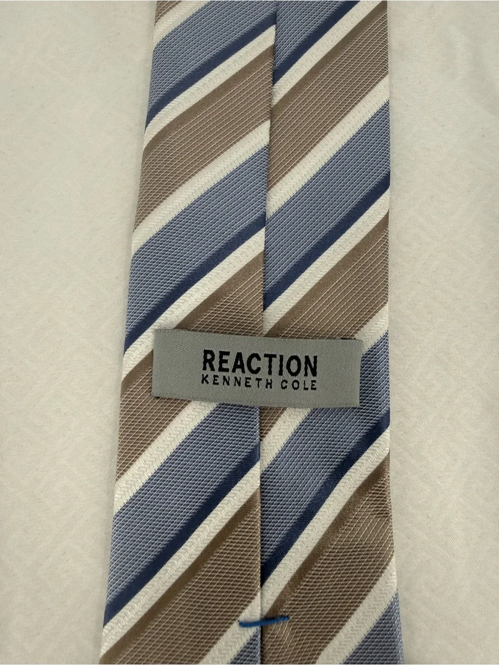 Kenneth Cole Reaction silk Blue and Taupe Striped Men’s Tie